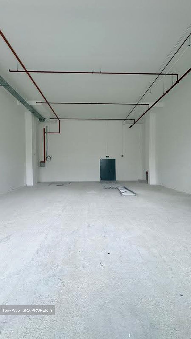 Space 18 (D12), Factory #634522071